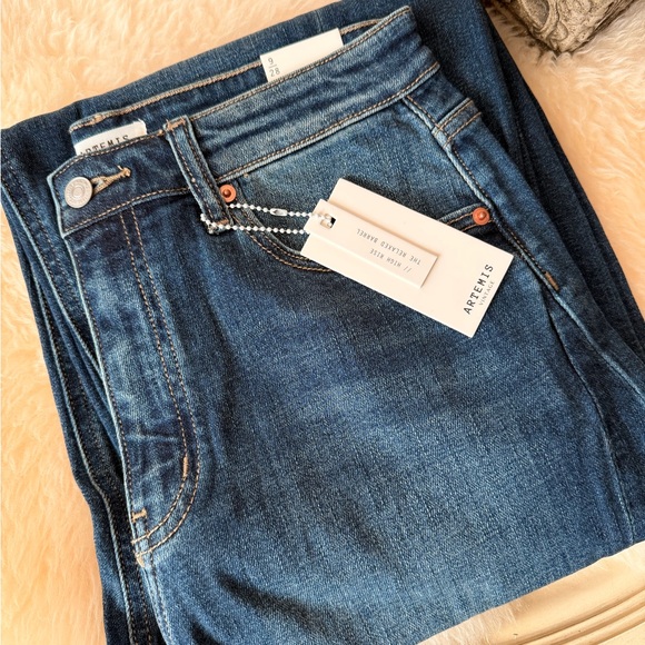 Artemis Vintage Barrel Jean NWT - Picture 2 of 8